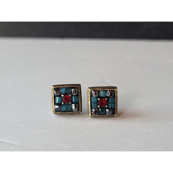 Vintage Nine West Beaded Square Shaped Stud Earrings - Picture 7 of 10